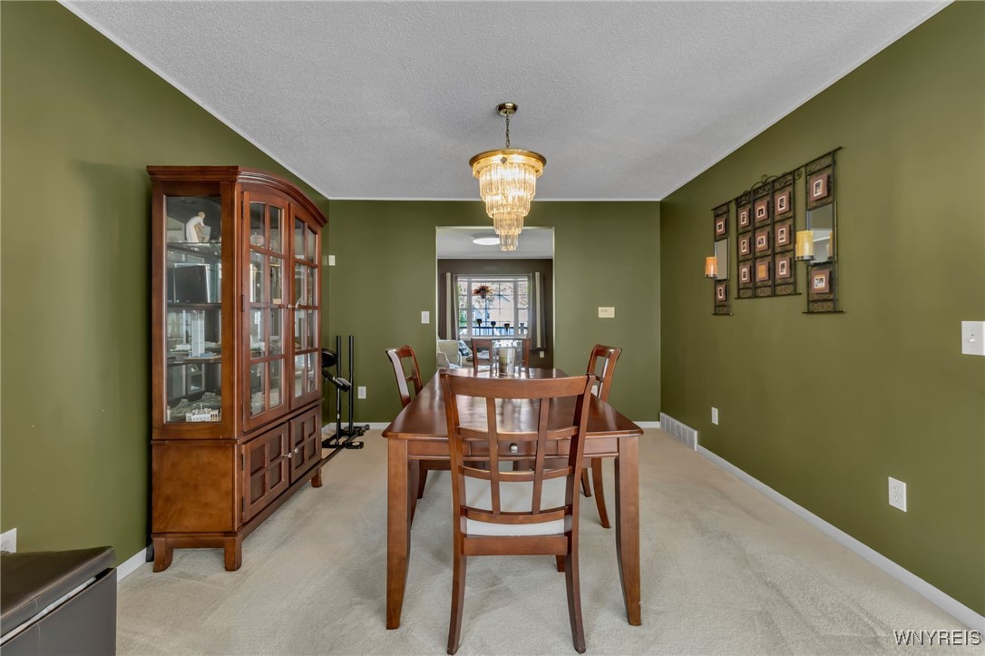 115 E Hazeltine Avenue, Tonawanda, New York image 9