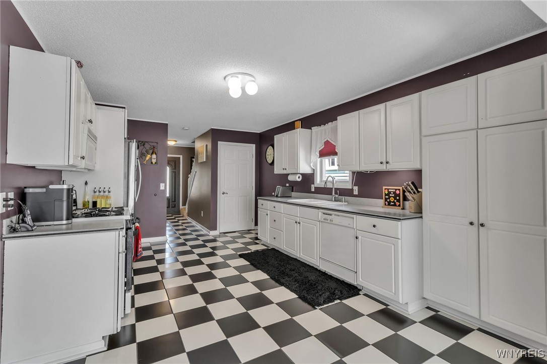 115 E Hazeltine Avenue, Tonawanda, New York image 17