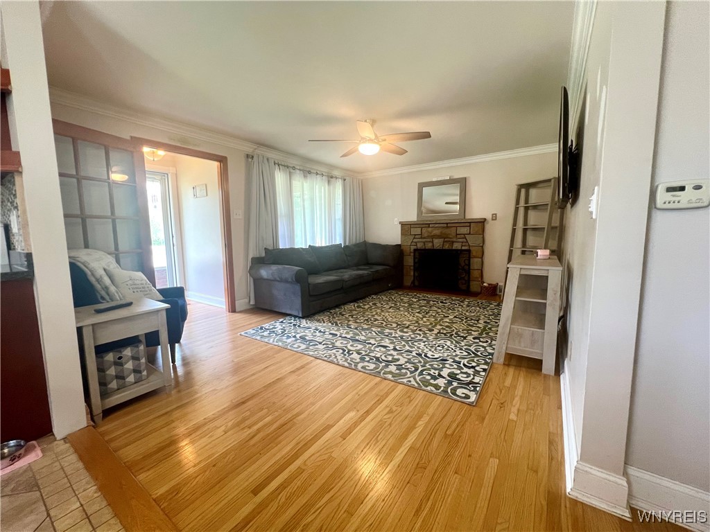 5962 Hyde Park Boulevard, Lewiston, New York image 7