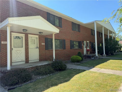 Photo for 1699 Orchard Park Road
