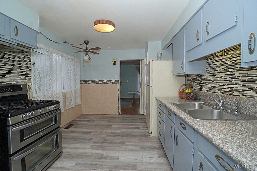 13 Overbrook Place, Tonawanda, New York image 4