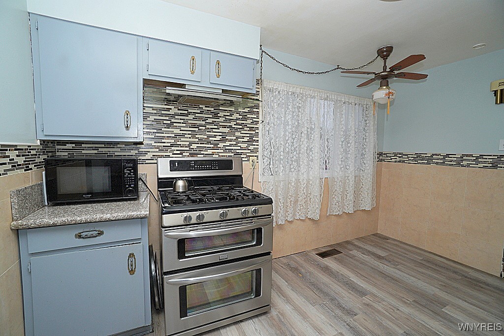 13 Overbrook Place, Tonawanda, New York image 3