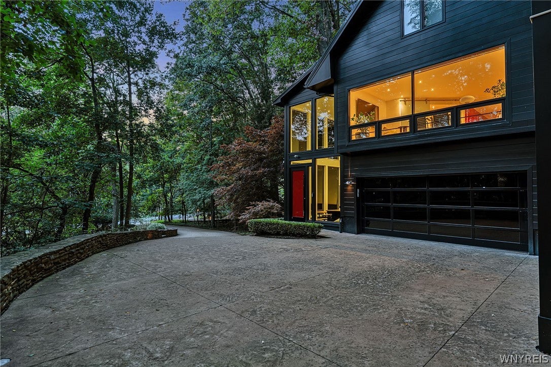 230 Hamlin Avenue