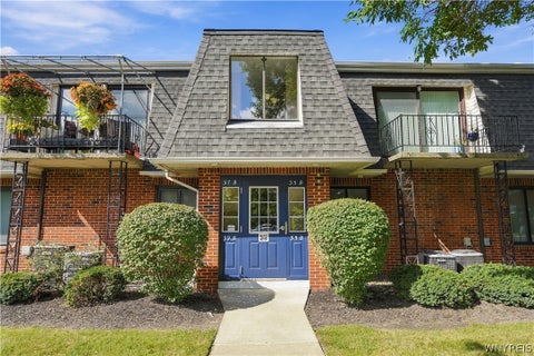 Photo of 37 B Foxberry Drive, Amherst, NY 14068 (MLS # B1715653)