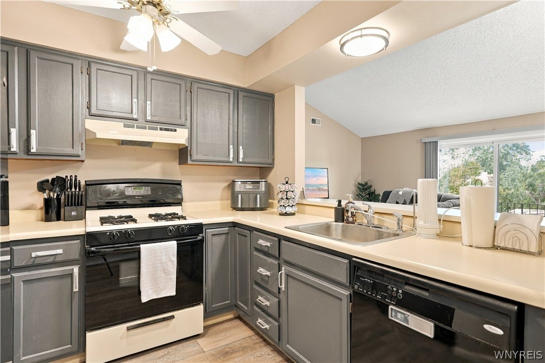 37 B Foxberry Drive