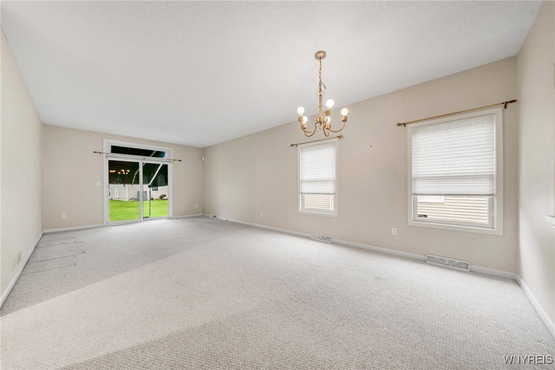 33 Rushford Hollow Drive, Cheektowaga, New York image 9