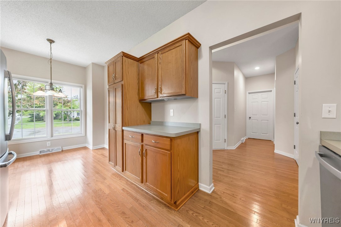 33 Rushford Hollow Drive, Cheektowaga, New York image 6