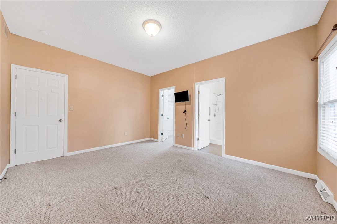 33 Rushford Hollow Drive, Cheektowaga, New York image 12