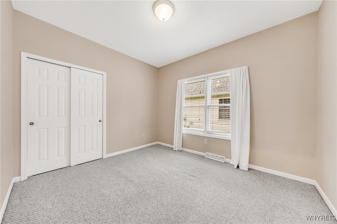 33 Rushford Hollow Drive, Cheektowaga, New York image 19
