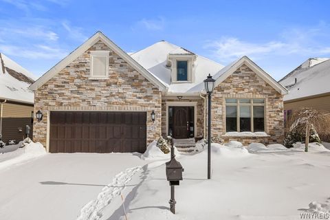 Photo of 59 Beckford Court, Amherst, NY 14221 (MLS # B1661598)