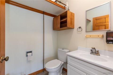 Tiny photo for 6640 Lincoln Avenue, Lockport Town, NY 14094 (MLS # B1632744)