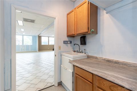 Tiny photo for 6640 Lincoln Avenue, Lockport Town, NY 14094 (MLS # B1632744)