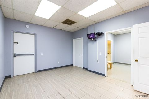 Tiny photo for 6640 Lincoln Avenue, Lockport Town, NY 14094 (MLS # B1632744)