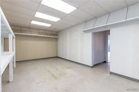 Tiny photo for 6640 Lincoln Avenue, Lockport Town, NY 14094 (MLS # B1632744)