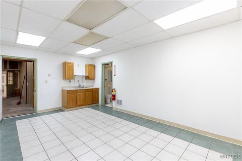 Tiny photo for 6640 Lincoln Avenue, Lockport Town, NY 14094 (MLS # B1632744)
