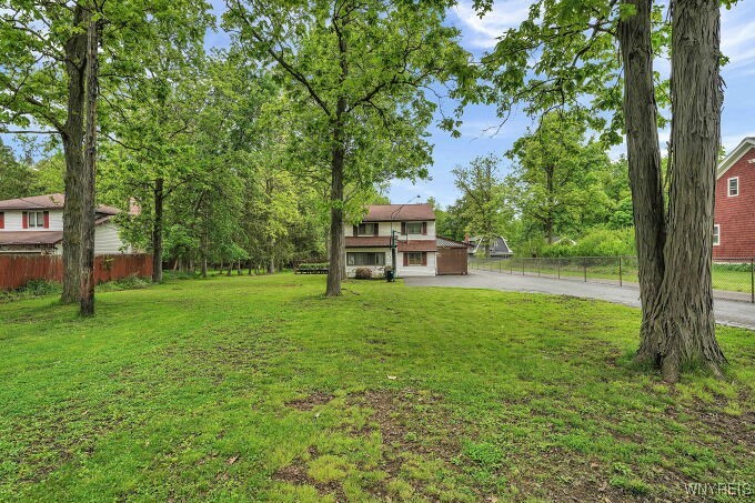 4772 Milestrip Road, Hamburg, New York image 3