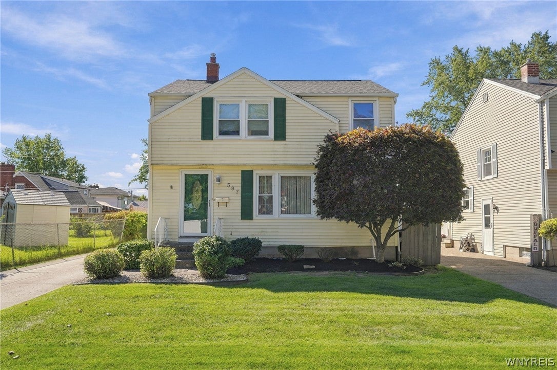 387 Oakvale Boulevard