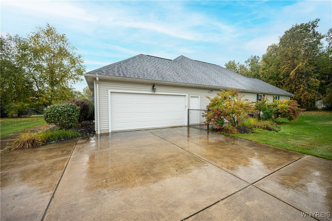 6 Valley Overlook Drive