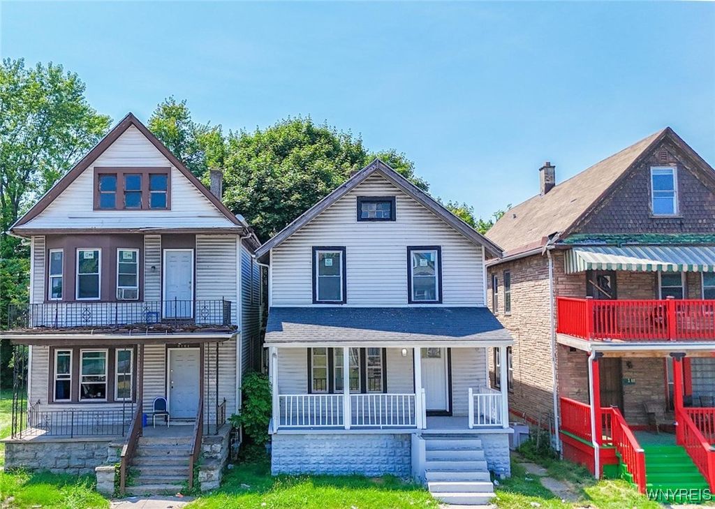 Photo of 2106 Bailey Avenue, Buffalo, NY 14211 (MLS # B1652681)