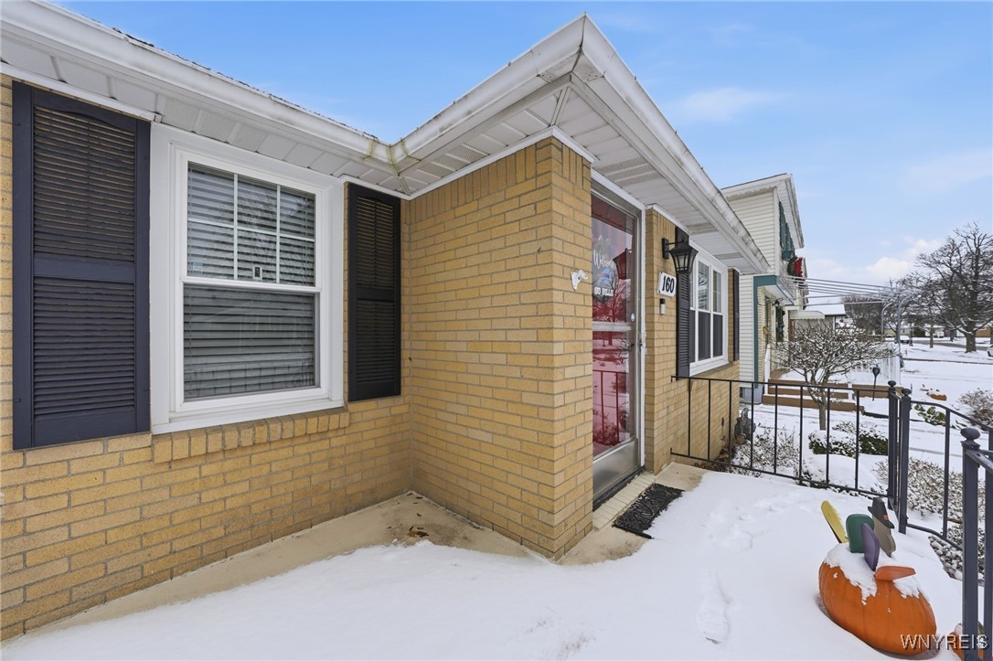 160 Nicholson Street