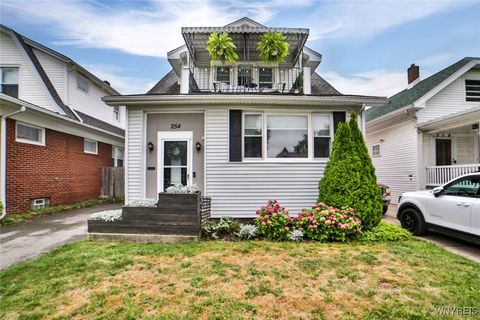 Photo of 254 Westgate Road, Tonawanda, NY 14217 (MLS # B1632407) Photo of 254 Westgate Road, Tonawanda, NY 14217 (MLS # B1632407)