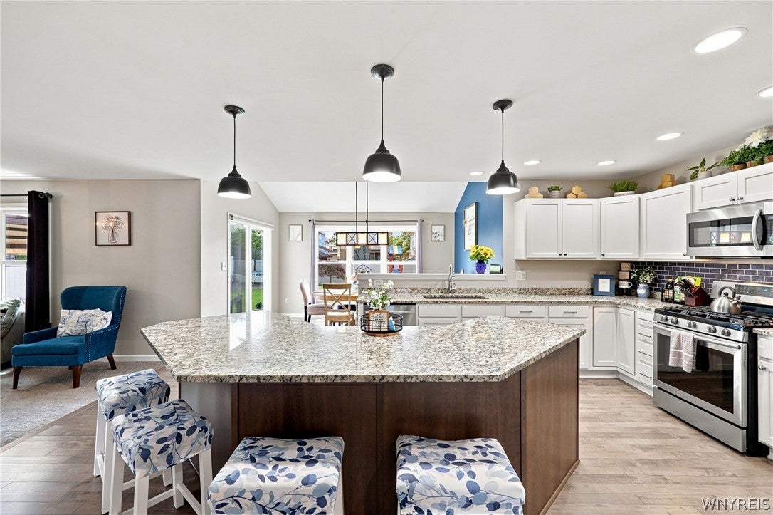 81 Rachel Vincent Way
