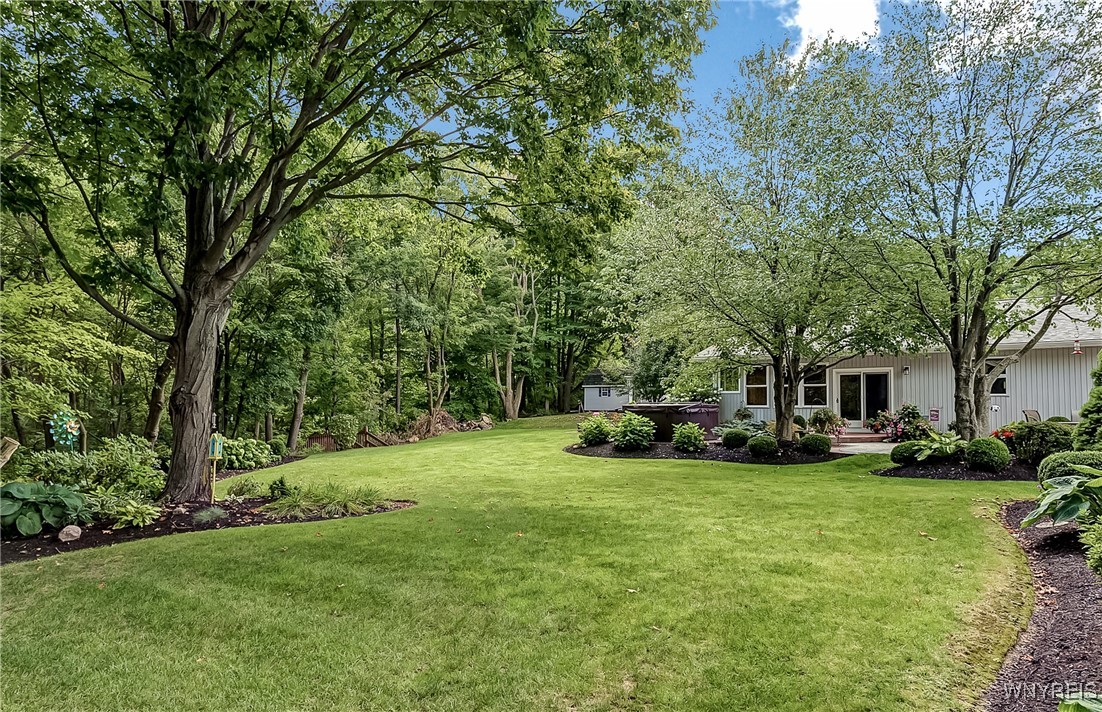5633 Cole Road, Orchard Park, New York image 43