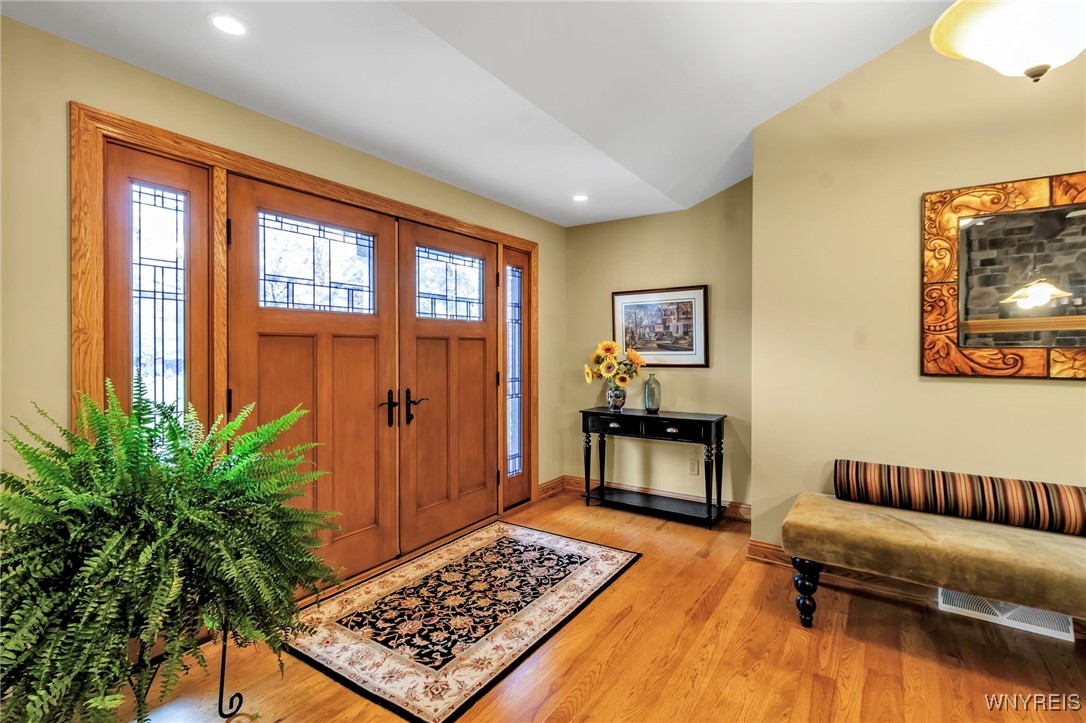 5633 Cole Road, Orchard Park, New York image 6
