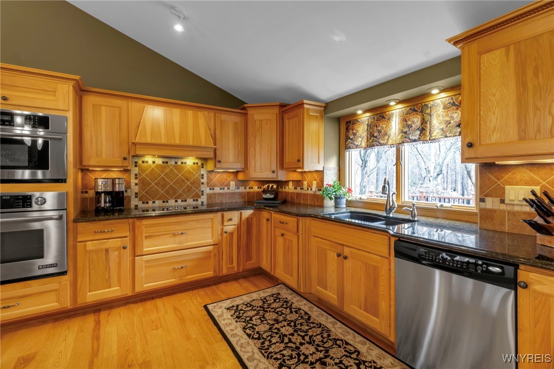 5633 Cole Road, Orchard Park, New York image 11