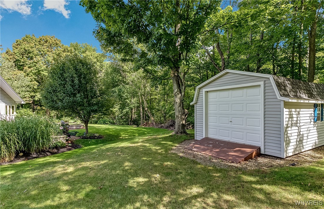 5633 Cole Road, Orchard Park, New York image 49