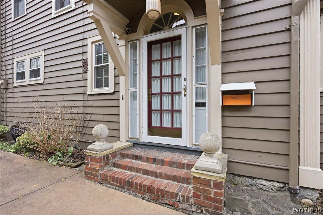 96 Chatham Avenue