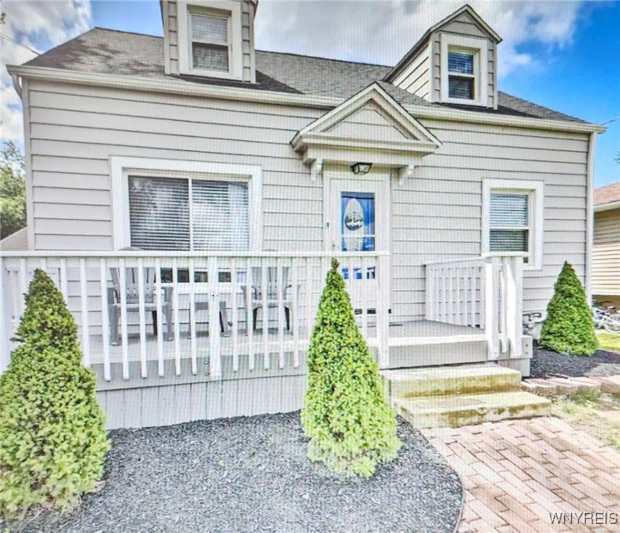 5113 Lake Avenue, Orchard Park, New York image 2