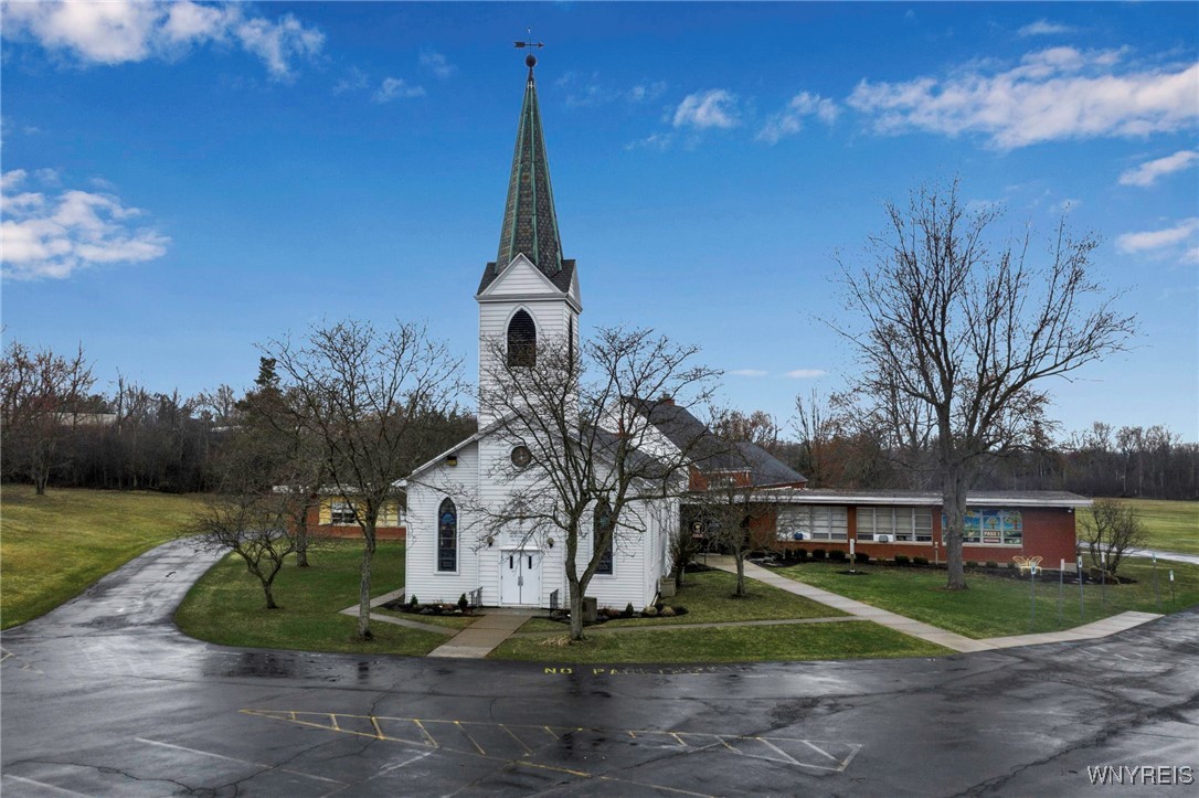 2308 Mackenna Avenue, Niagara Falls, New York image 3