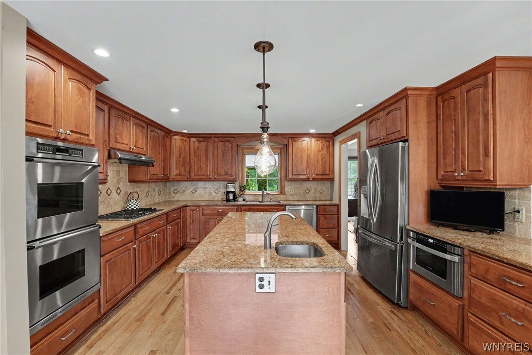 70 Briarhill Road