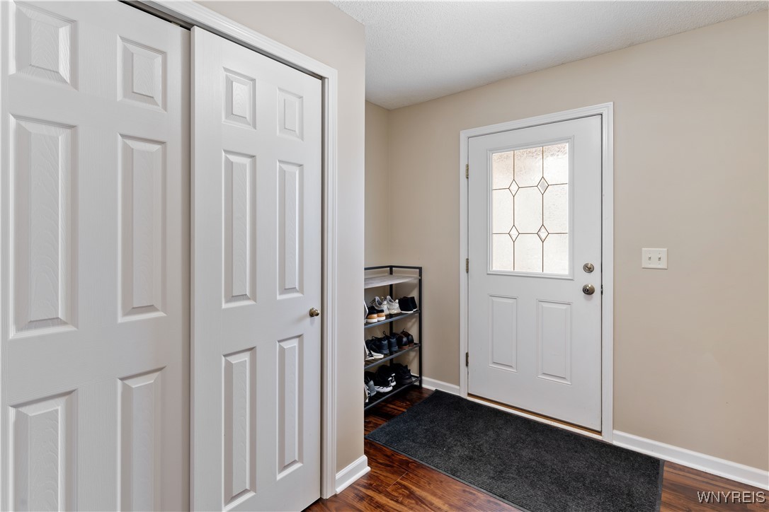 84 Hanover Street, Lancaster, New York image 3