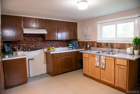 Tiny photo for 3650 2nd Street, Hamburg, NY 14219 (MLS # B1715320)