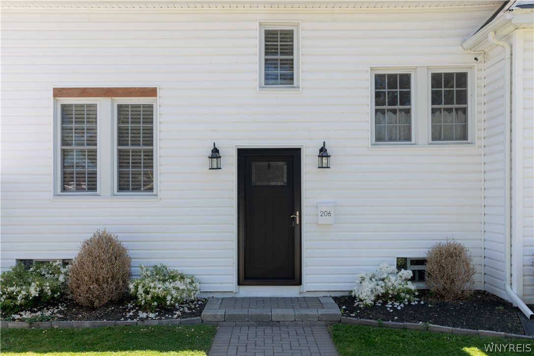 206 Tuscarora Road