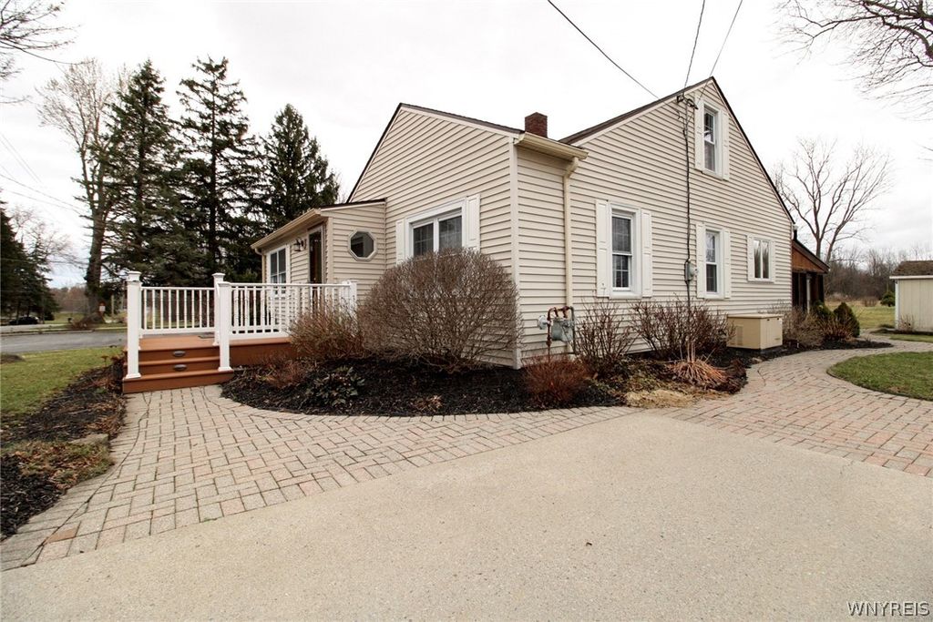 Photo of 3827 Bates Road, Ridgeway, NY 14103 (MLS # B1666055)