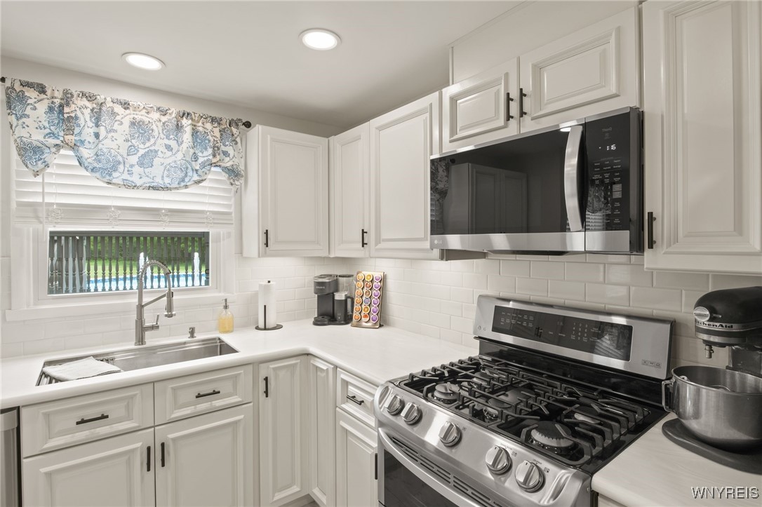 3976 Summerway Lane, Hamburg, New York image 6