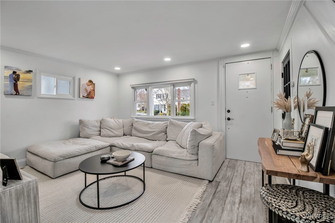 44 Holland Avenue, Lancaster, New York image 9