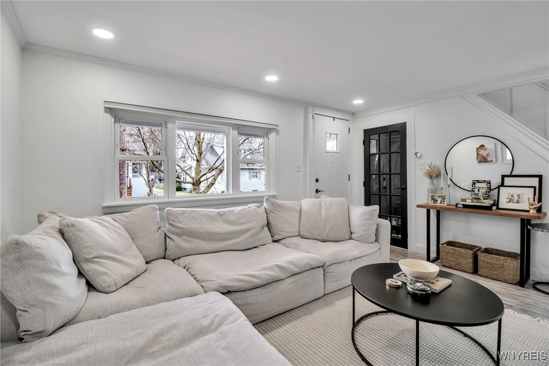 44 Holland Avenue, Lancaster, New York image 10