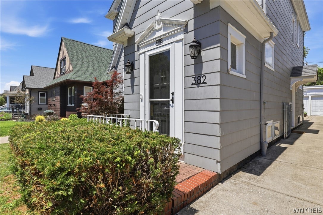 382 Mckinley Avenue