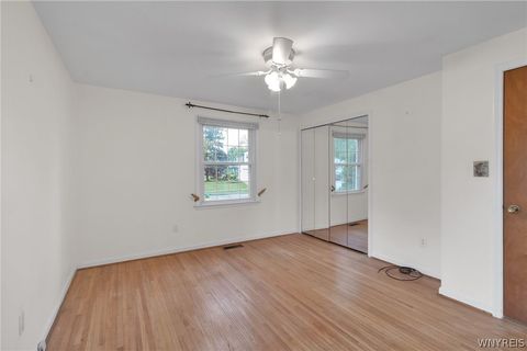 Tiny photo for 620 Meadowbrook Drive, North Tonawanda, NY 14120 (MLS # B1684616)