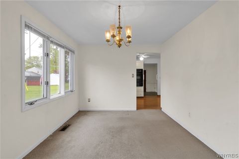 Tiny photo for 620 Meadowbrook Drive, North Tonawanda, NY 14120 (MLS # B1684616)