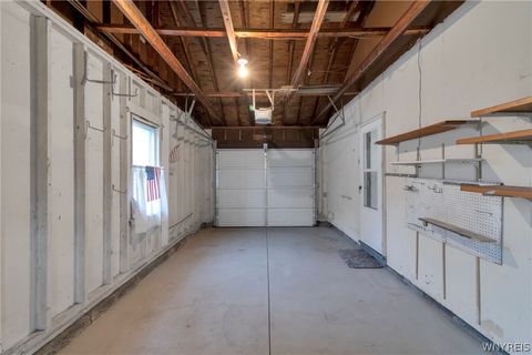 Tiny photo for 620 Meadowbrook Drive, North Tonawanda, NY 14120 (MLS # B1684616)