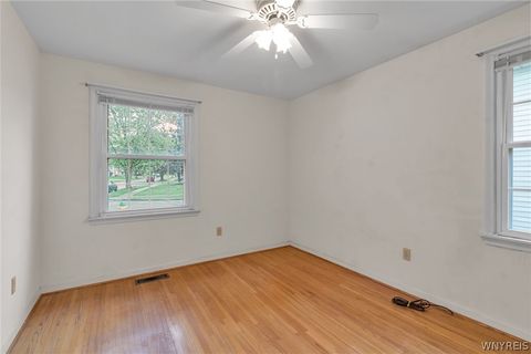 Tiny photo for 620 Meadowbrook Drive, North Tonawanda, NY 14120 (MLS # B1684616)