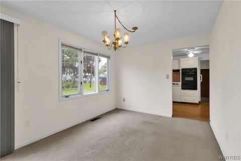 Tiny photo for 620 Meadowbrook Drive, North Tonawanda, NY 14120 (MLS # B1684616)