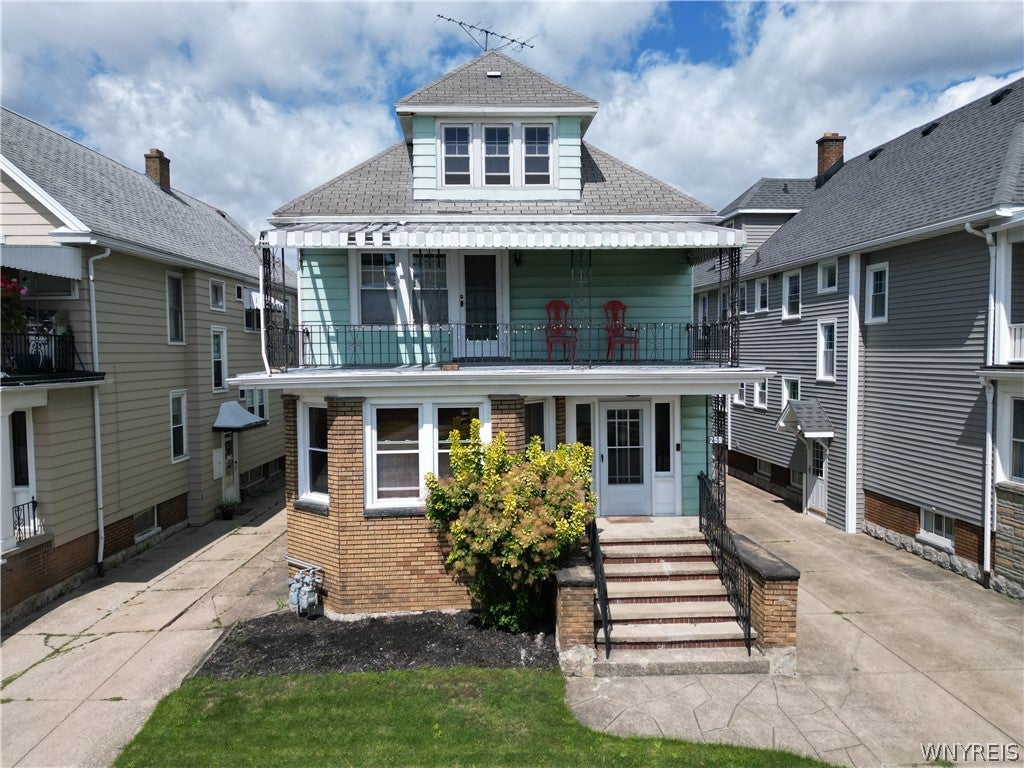 259 North Drive