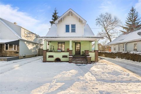 Photo of 2233 South Avenue, Niagara Falls, NY 14305 (MLS # B1654972)