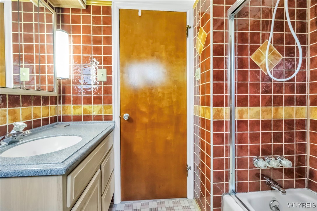 26 Campbell Road, Cheektowaga, New York image 24
